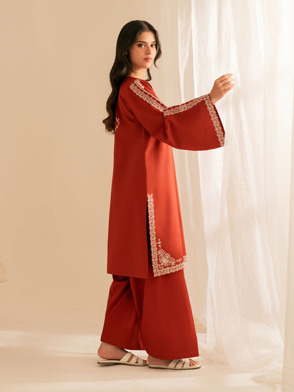 BATIK-2PC DHANAK EMBROIDRED SHIRT WITH DHANAK EMBROIDRED SLEEVES-BIC-121