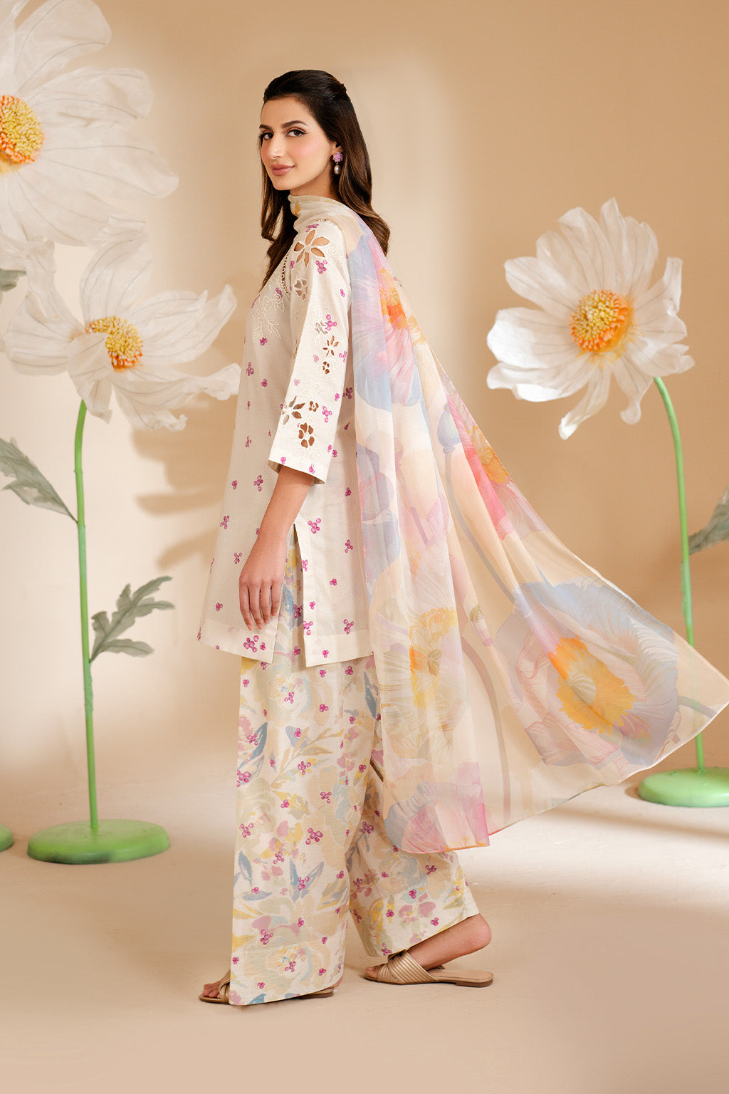 IZNIK-3PC LAWN PRINTED EMB SHIRT WITH SILK PRINTED DUPATTA AND PRINTED TROUSER-SZ-052