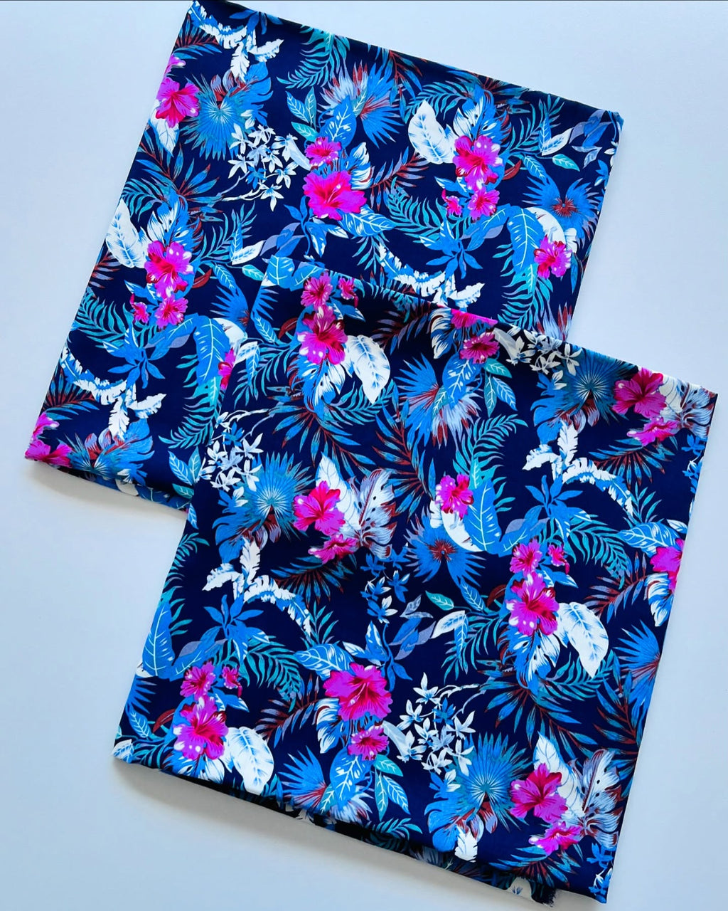 Navy Blue & Fuchsia Floral Printed Linen Fabric – 3.25 Yards Unstitched