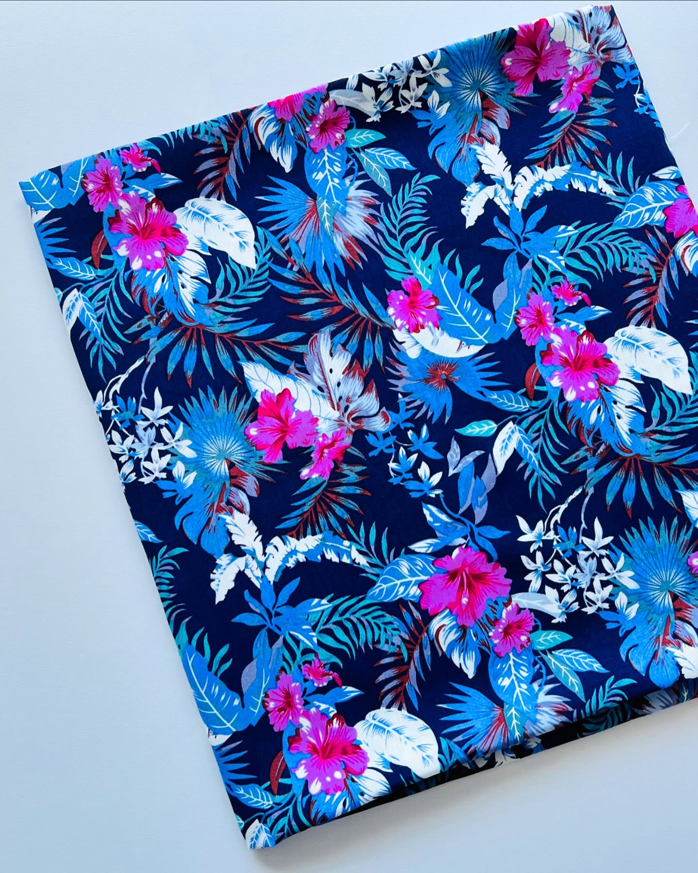 Navy Blue & Fuchsia Floral Printed Linen Fabric – 3.25 Yards Unstitched