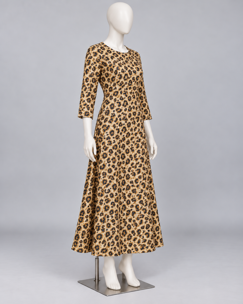 Leopard Print Linen Fabric – Premium Women’s fall Unstitched Suit