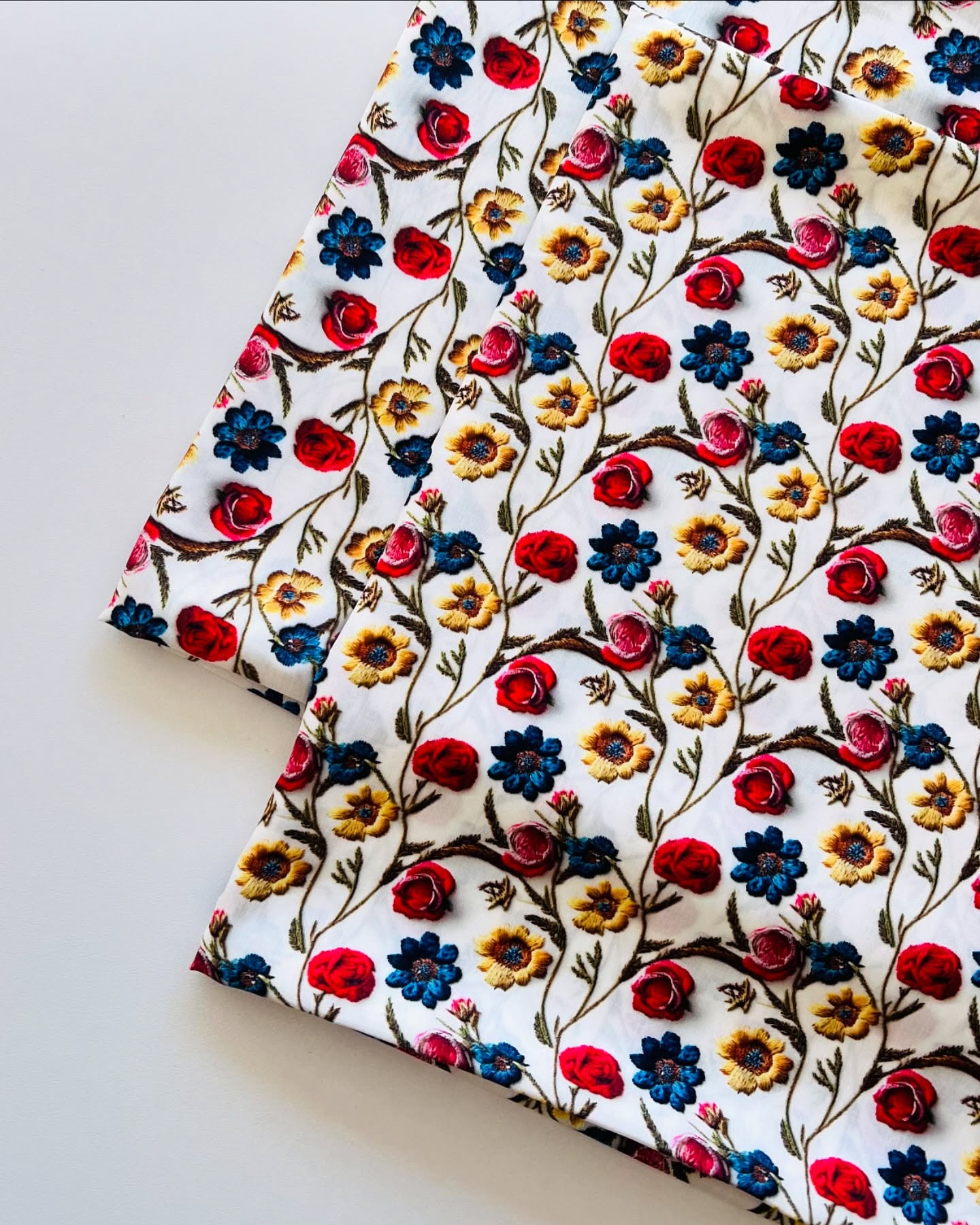 Embroidered Bloom Long Shirt – White Floral Linen - Full suit