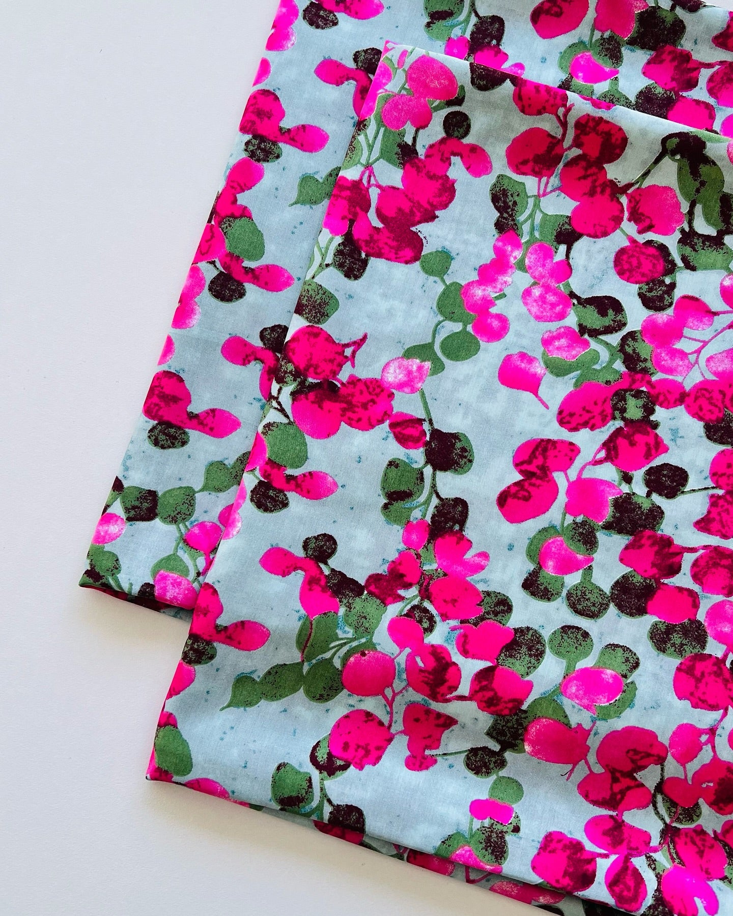 Fuchsia Vine – Floral Printed Linen
