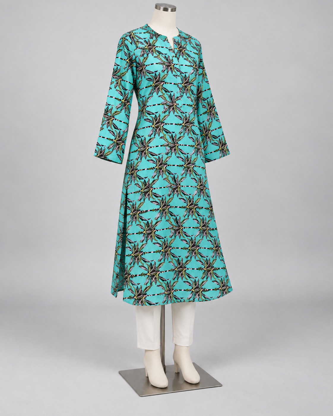 Stitched style reference - turquoise tropical palm print linen kurta three-quarter view